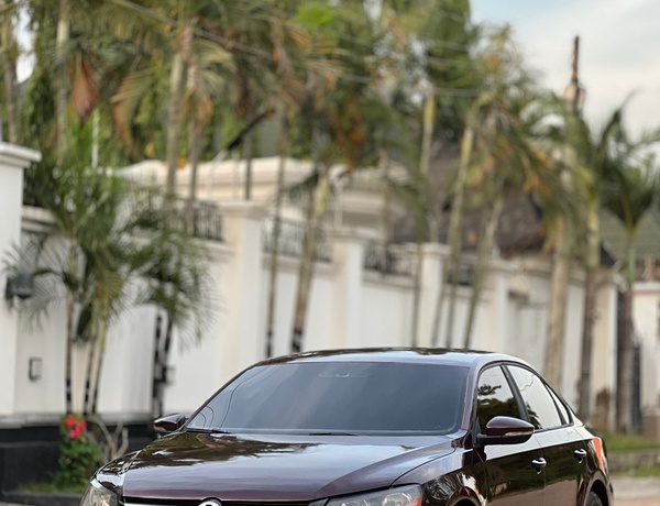 CLEAN USED VOLKSWAGEN PASSAT 2012 MODEL