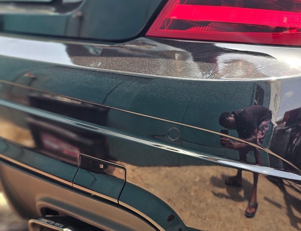 Direct Belgium Mercedes Benz  C350 2010. Double exhaust