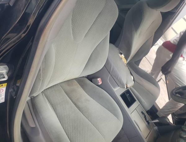 LOCAL USED 2008 TOYOTA CAMRY IN LAGOS