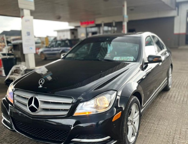 Distress Sale 2012 Mercedes Benz C300 for Sale In Edo State