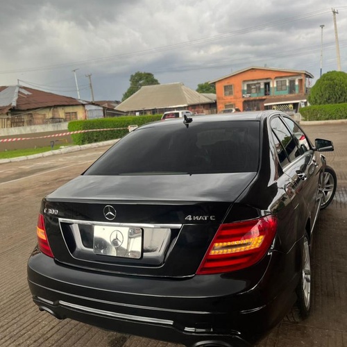 Distress Sale 2012 Mercedes Benz C300 for Sale In Edo State