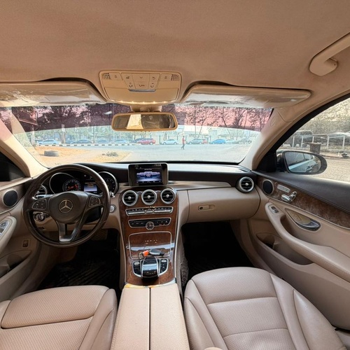 DISTRESS  DEAL  2015 MERCEDES BENZ C300