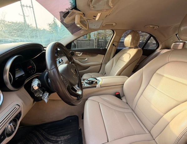 DISTRESS  DEAL  2015 MERCEDES BENZ C300