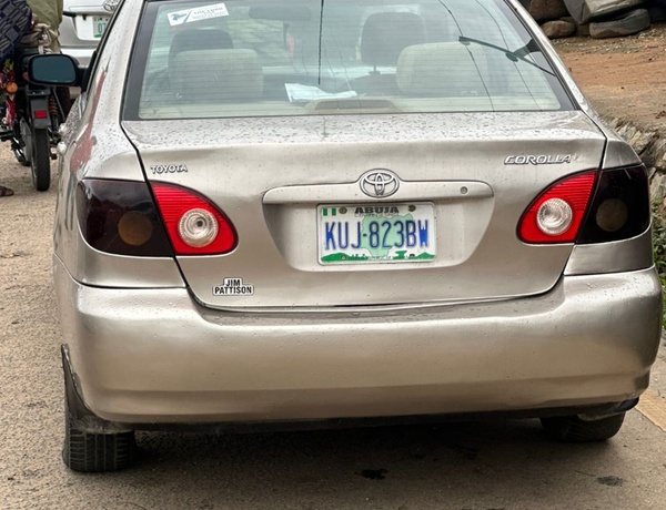 DISTRESS DISTRESS   2004 TOYOTA COROLLA FOR SALE IN ABUJA