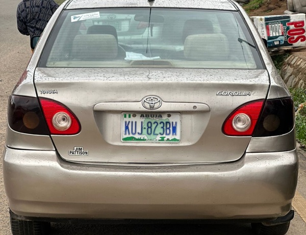 DISTRESS DISTRESS   2004 TOYOTA COROLLA FOR SALE IN ABUJA