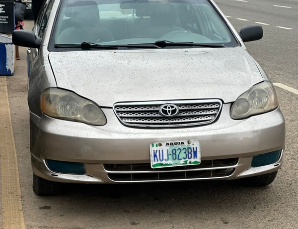 DISTRESS DISTRESS   2004 TOYOTA COROLLA FOR SALE IN ABUJA