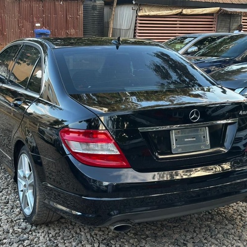 DISTRESS SALE   2010 MERCEDES BENZ C300 IN ABUJA