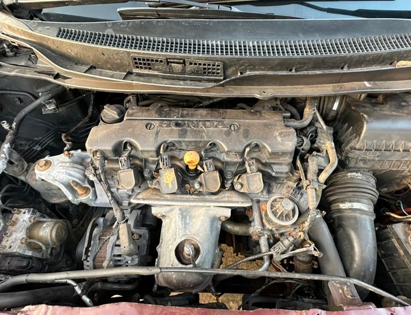 DISTRESS DISTRESS !!  2013 HONDA CIVIC  FOR SALE IN ABUJA