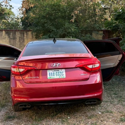 DISTRESS DISTRESS   2015 HYUNDAI SONATA  FOR SALE IN ABUJA