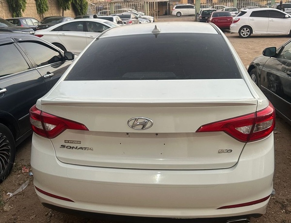 DISTRESS DISTRESS   2016 HYUNDAI SONATA FOR SALE IN KANO