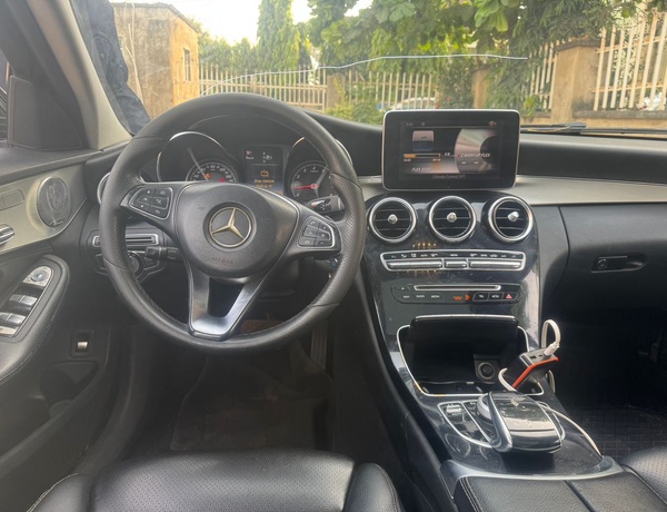DISTRESS DISTRESS  2016 MERCEDES C300 FOR SALE IN ABUJA