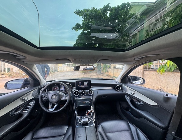 DISTRESS DISTRESS  2016 MERCEDES C300 FOR SALE IN ABUJA