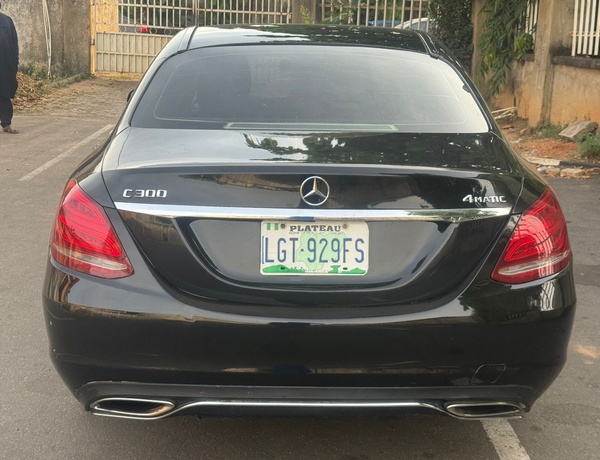 DISTRESS DISTRESS  2016 MERCEDES C300 FOR SALE IN ABUJA