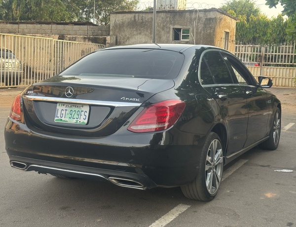 DISTRESS DISTRESS  2016 MERCEDES C300 FOR SALE IN ABUJA