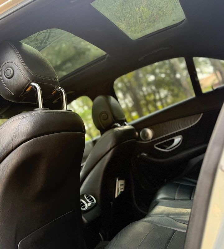 DISTRESS DISTRESS   2017 MERCEDES C300 (KEYLESS) image