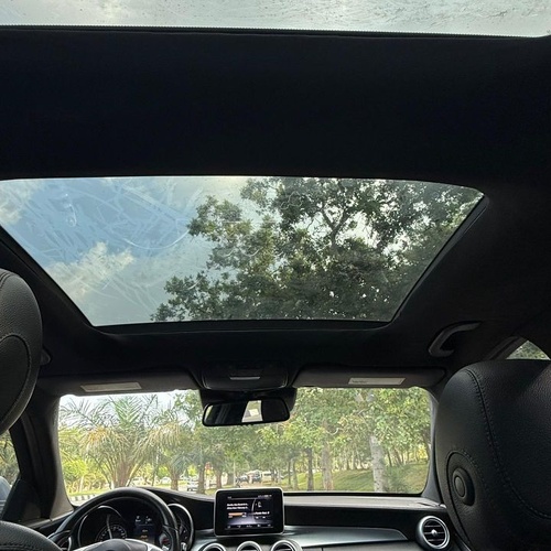 DISTRESS DISTRESS   2017 MERCEDES C300 (KEYLESS)