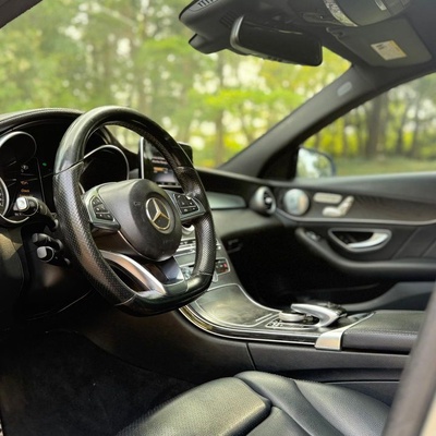 DISTRESS DISTRESS   2017 MERCEDES C300 (KEYLESS) FOR SALE IN ABUJA