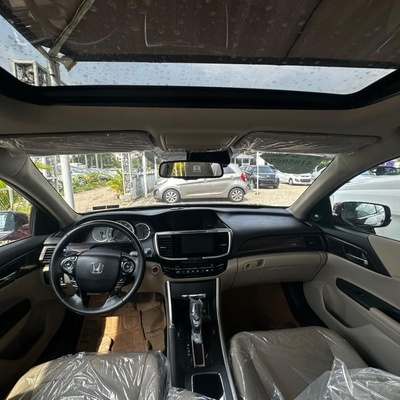 FOREIGN USED  2017 HONDA ACCORD TOURING