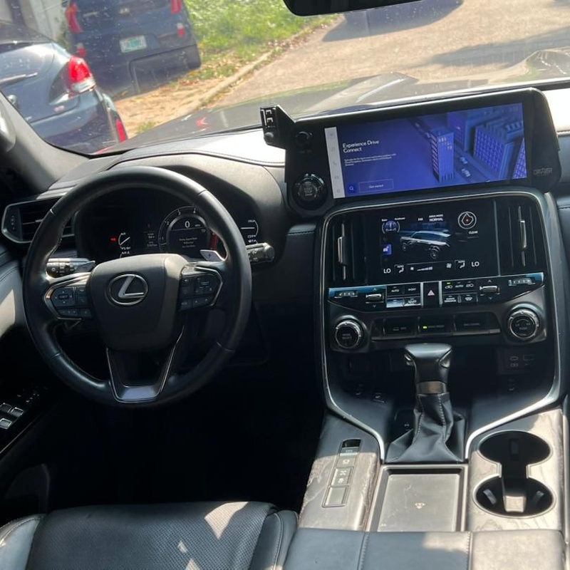 DISTRESS  LEXUS LX600 2022 FOR SALE IN ABUJA image