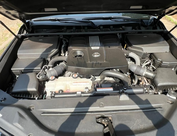 DISTRESS  LEXUS LX600 2022 FOR SALE IN ABUJA