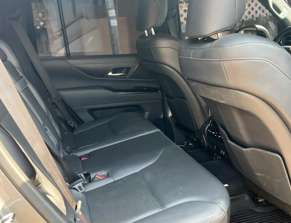 DISTRESS  LEXUS LX600 2022 FOR SALE IN ABUJA