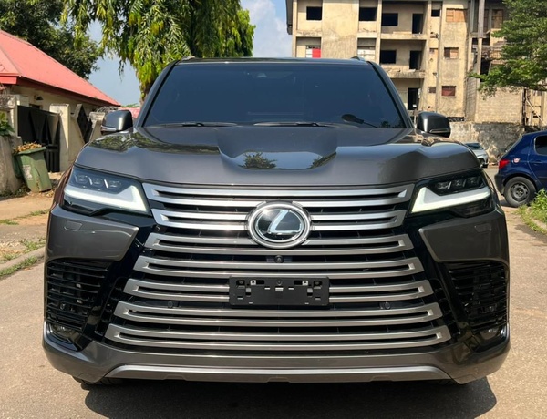 DISTRESS  LEXUS LX600 2022 FOR SALE IN ABUJA