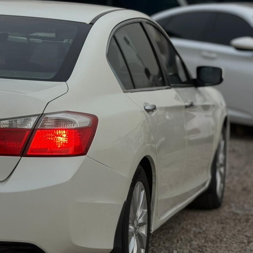  FOREIGN USED   2013 HONDA ACCORD FOR SALE IN ABUJA