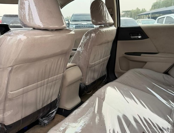  FOREIGN USED   2013 HONDA ACCORD FOR SALE IN ABUJA