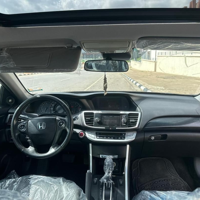 DISTRESS FOREIGN USED   2014 HONDA ACCORD COUPE FOR SALE IN ABUJA image