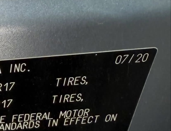 DISTRESS FOREIGN USED   2021 TOYOTA RAV4 XLE