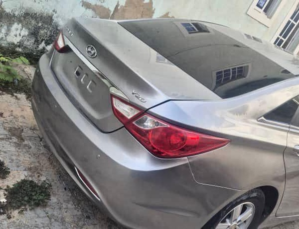 DISTRESS SALE 🔥🔥🔥  2013 HYUNDAI SONATA FOR SALE