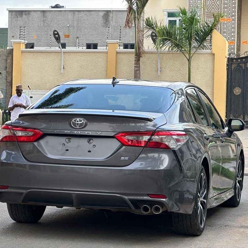 DISTRESS SALE   FOREIGN USED 2019 TOYOTA CAMRY SE FOR SALE IN KANO image