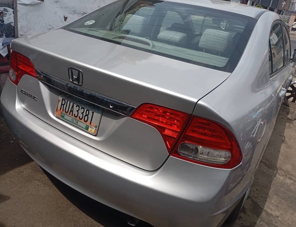 Distress Sale Foreign Used Honda Civic 2009 for Sale In Portharcourt