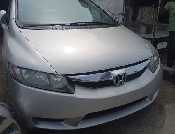 Distress Sale Foreign Used Honda Civic 2009 for Sale In Portharcourt