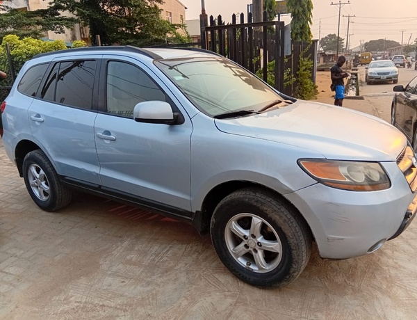 Distress Sale Hyundai Santa Fe 2008 for Sale In Lagos