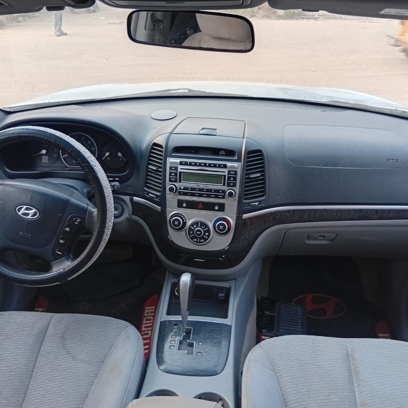 Distress Sale Hyundai Santa Fe 2008 for Sale In Lagos image