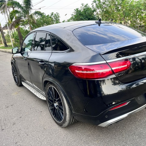 Distress sale Registered Mercedes Benz GLE AMG 43 2017 In Uyo