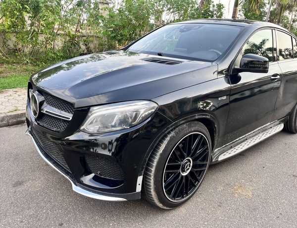 Distress sale Registered Mercedes Benz GLE AMG 43 2017 In Uyo