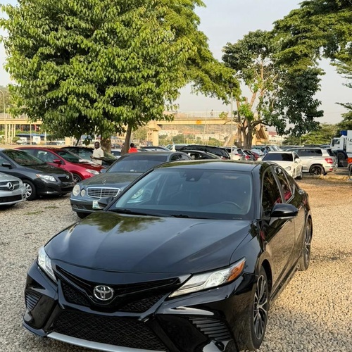 FEW MONTHS USED UNREGISTERED 2019 TOYOTA CAMRY SE FOR SALE