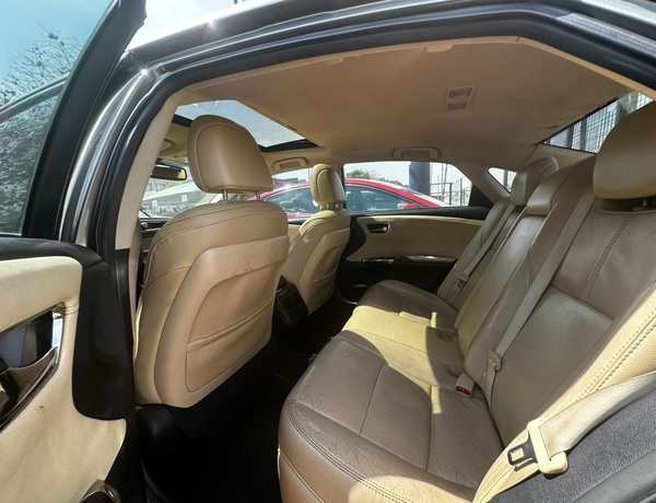 Firstbody 2014 Model Toyota Avalon XLE Full Option for  Sale In Abuja