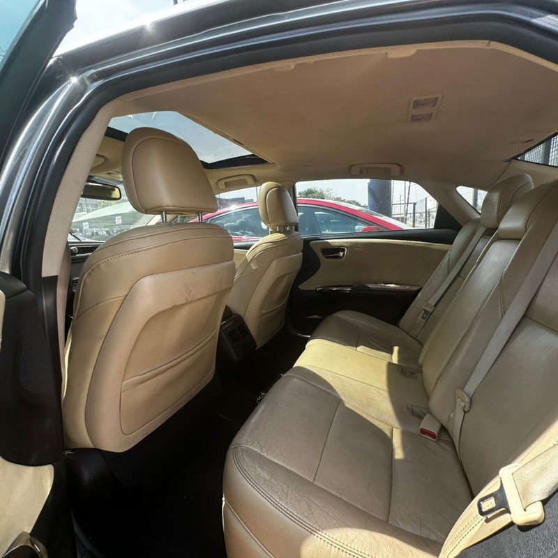Firstbody 2014 Model Toyota Avalon XLE Full Option for  Sale In Abuja image