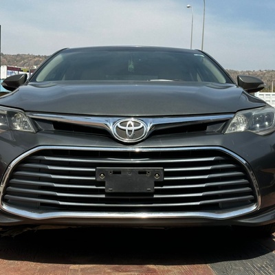 Firstbody 2014 Model Toyota Avalon XLE Full Option for  Sale In Abuja