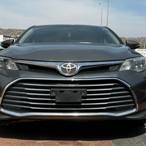 Firstbody 2014 Model Toyota Avalon XLE Full Option for  Sale In Abuja