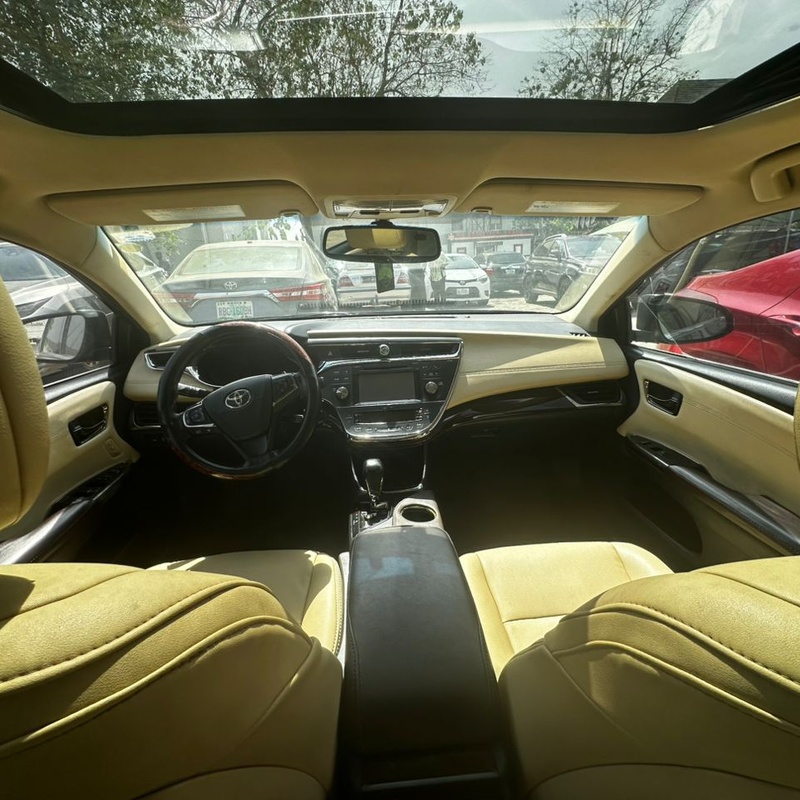Firstbody 2014 Model Toyota Avalon XLE Full Option for  Sale In Abuja image