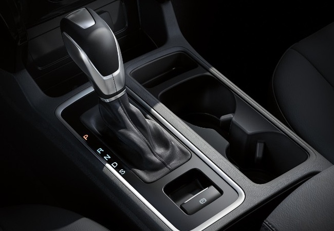 Ford Escape image 2
