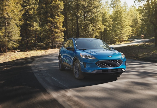 Ford Escape image 2