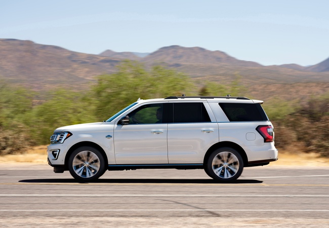 Ford Expedition image 2