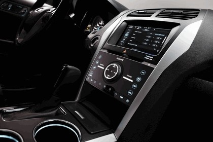 Ford Explorer image 5