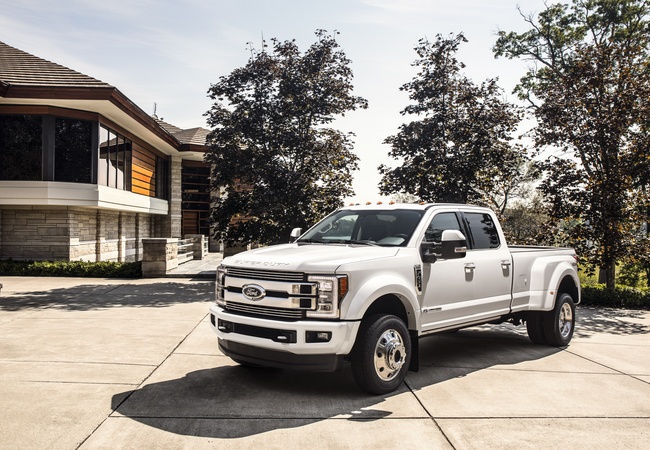 Ford F-350 image 2