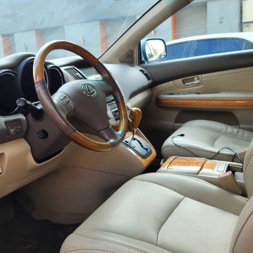 Foreign Used 2005 Lexus RX330 for Sale In Lagos